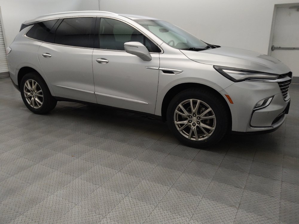 Used 2022 Buick Enclave Premium FWD image 11