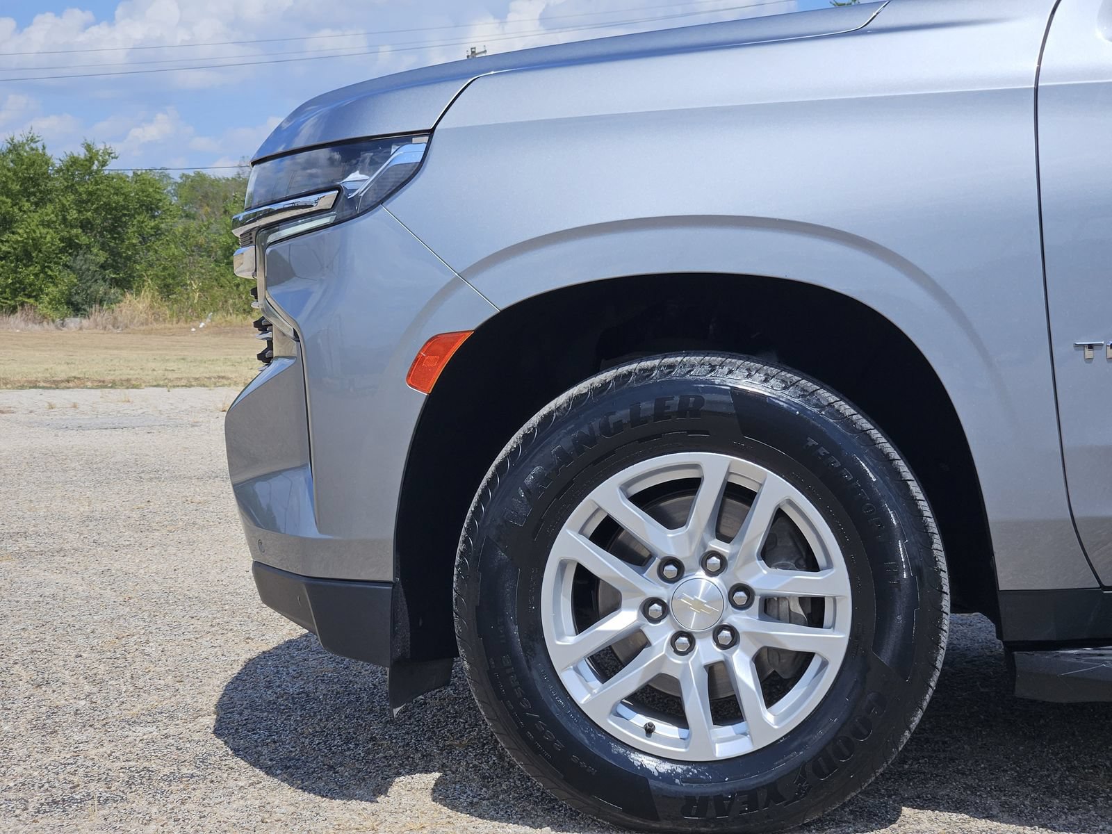 Used 2023 Chevrolet Tahoe LT AWD/4WD image 11