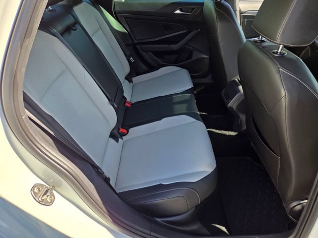 Used 2019 Volkswagen Jetta R-Line w/ R-Line Cold Weather Package FWD image 15