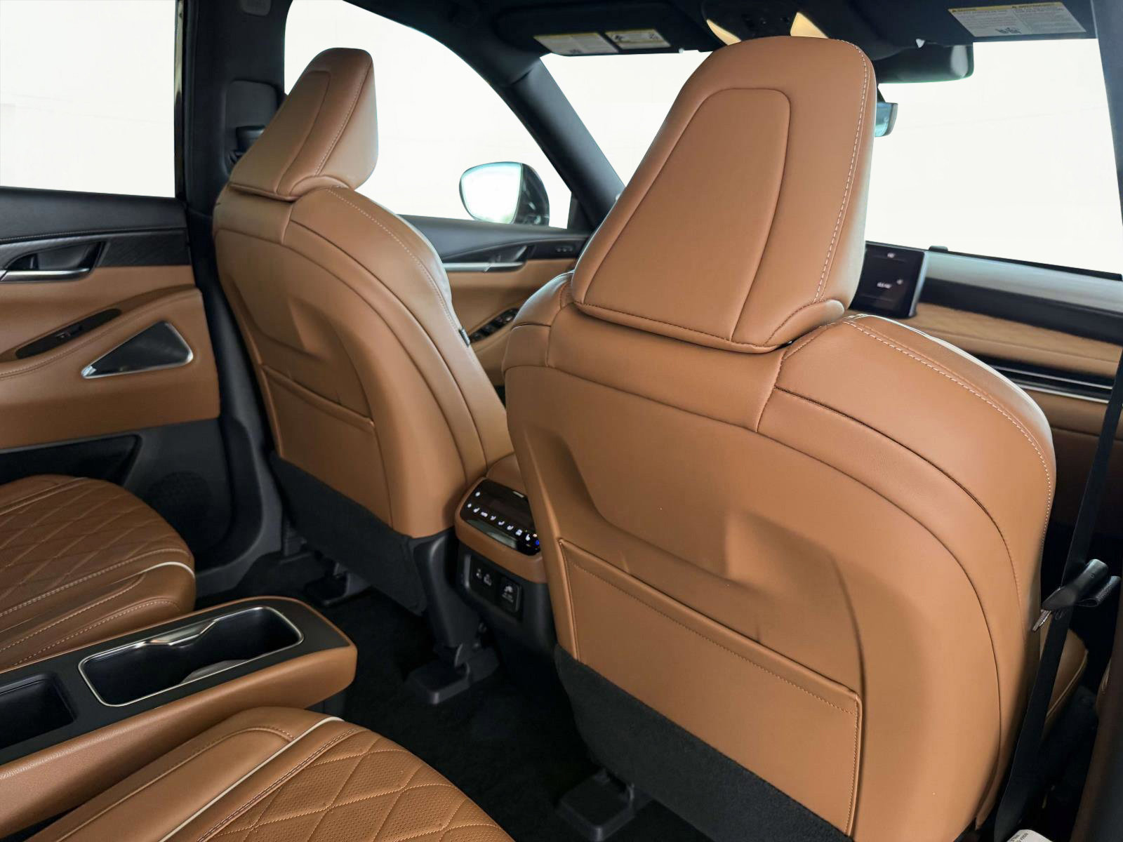 Used 2025 INFINITI QX60 Autograph image 18