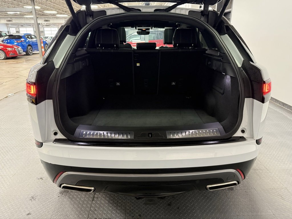 Used 2020 Land Rover Range Rover Velar R-Dynamic HSE image 23