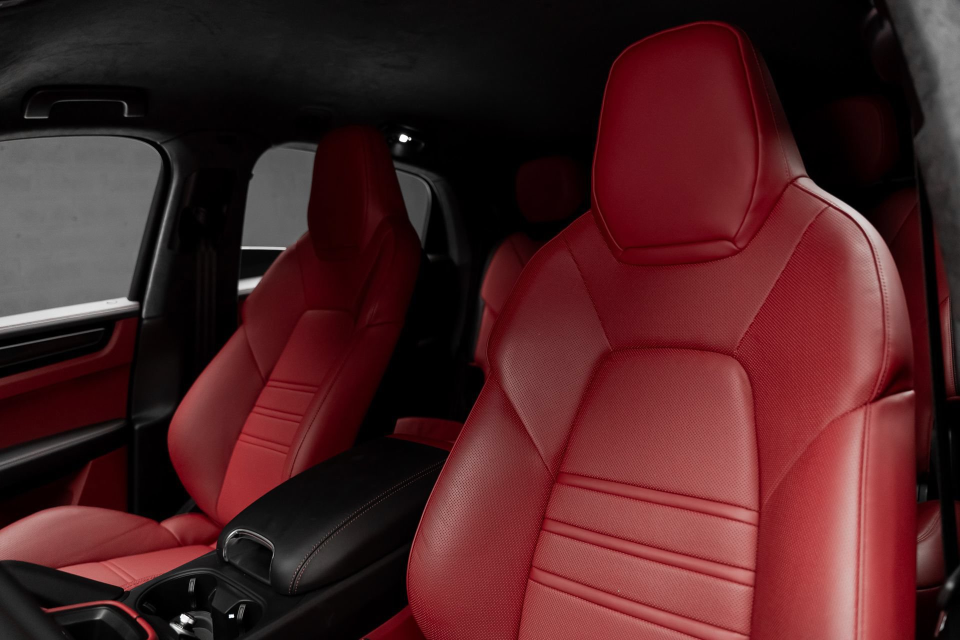 Used 2022 Porsche Cayenne Turbo GT AWD/4WD image 71