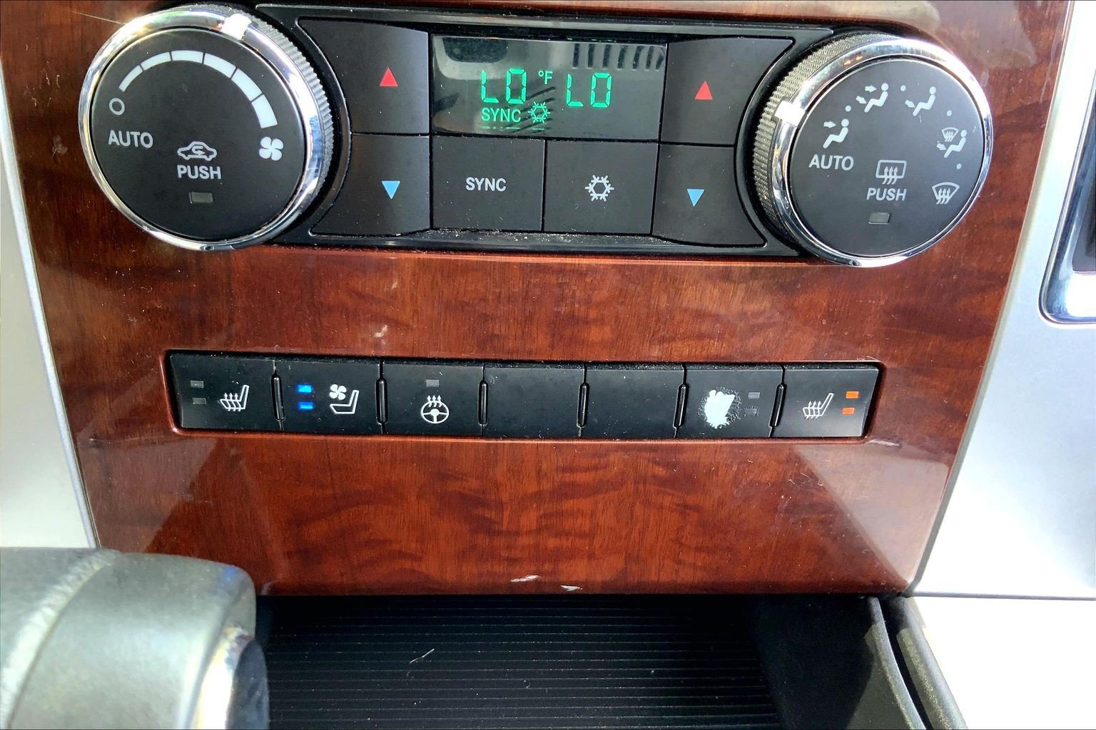 Used 2011 RAM 1500 Laramie w/ Protection Group AWD/4WD image 30