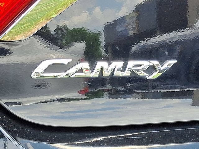 Used 2016 Toyota Camry XLE w/ Moonroof Package FWD image 29