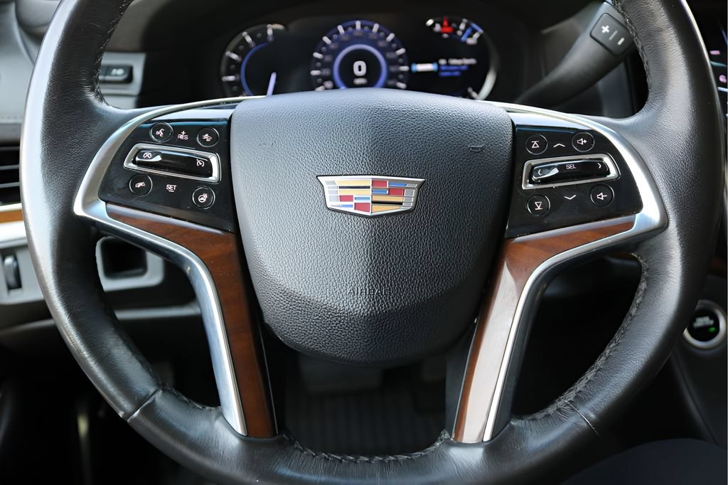 Used 2020 Cadillac Escalade ESV Luxury RWD image 24