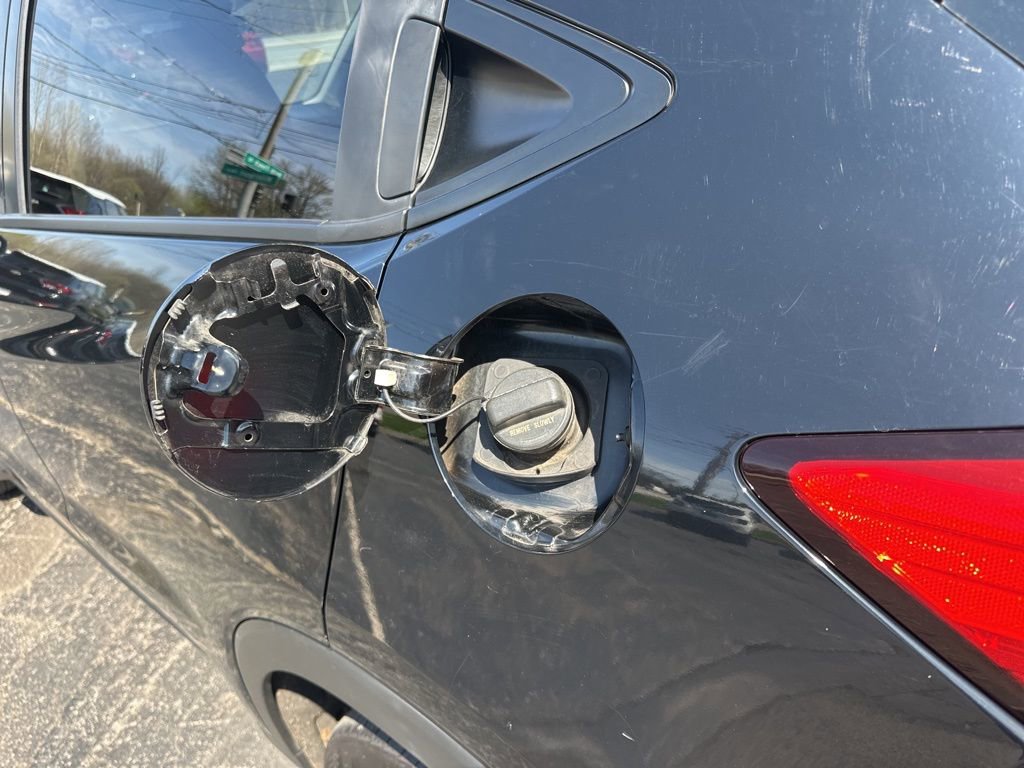 Used 2019 Honda HR-V EX-L image 43