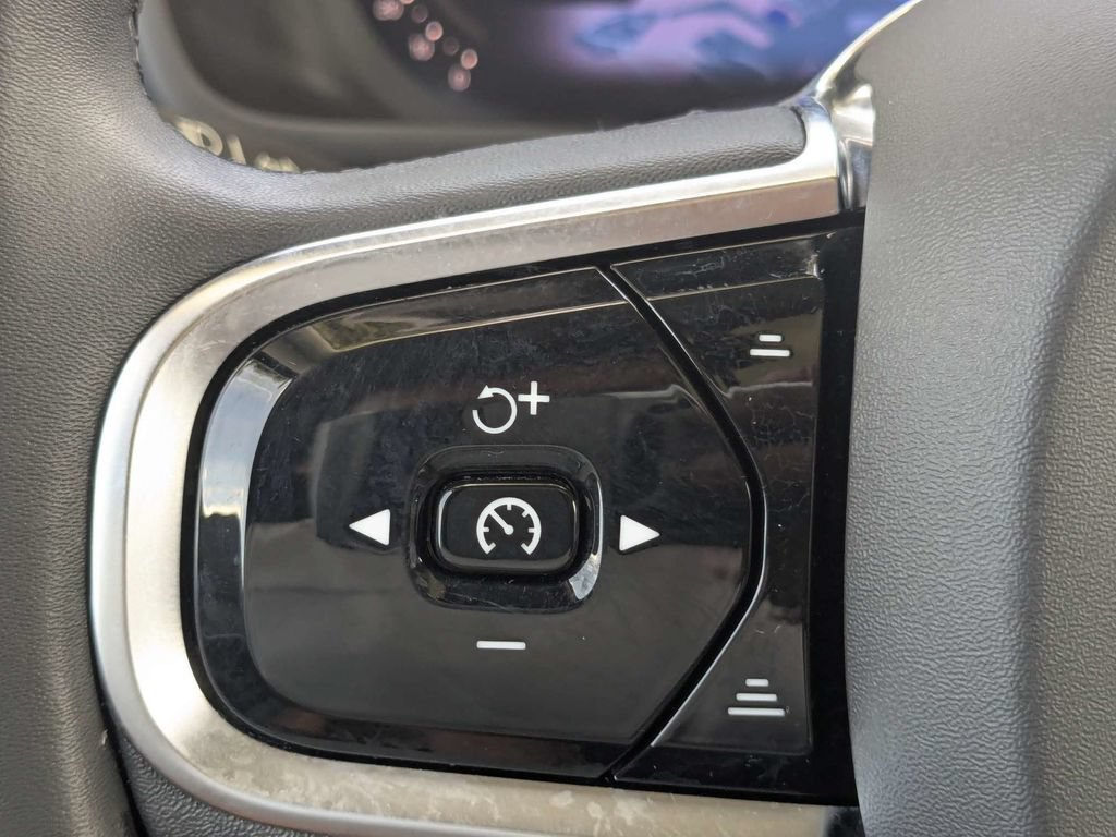 Certified 2023 Volvo XC90 B6 Ultimate AWD/4WD image 35