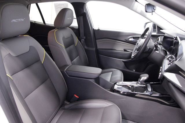Used 2024 Chevrolet Trax ACTIV image 12
