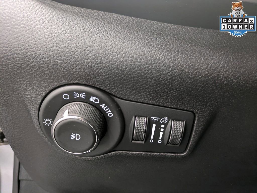 Used 2024 Jeep Compass Limited image 21