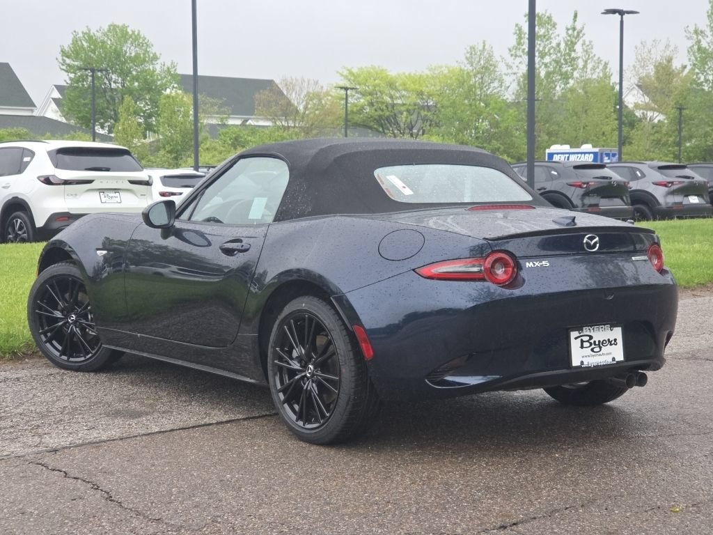 New 2026 MAZDA MX-5 Miata Club w/ Weather Package RWD image 2