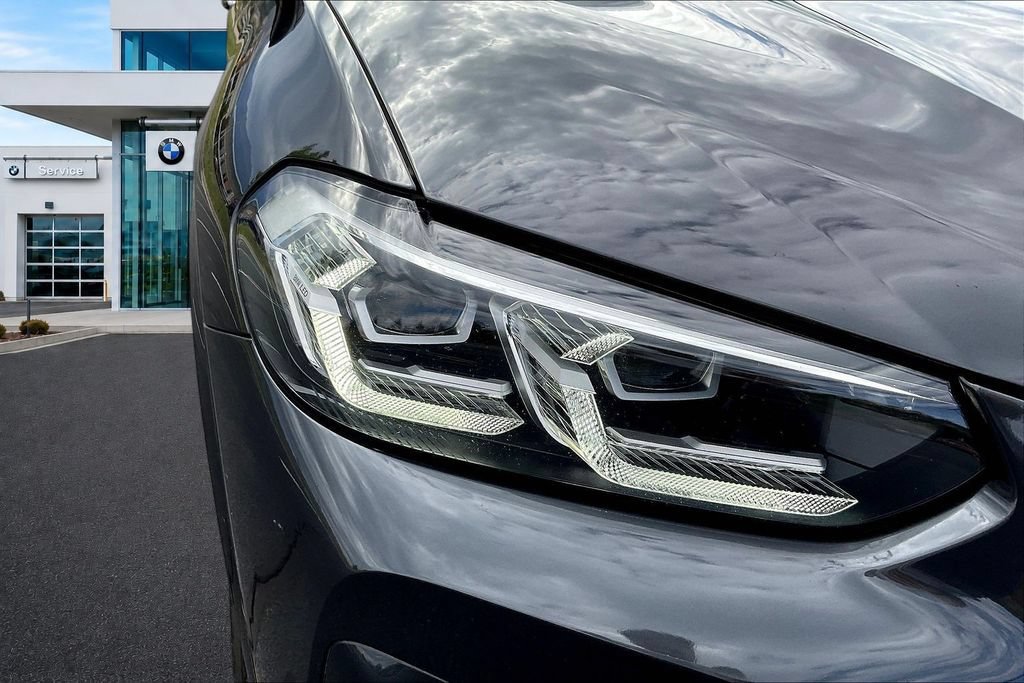 Used 2022 BMW X4 M40i AWD/4WD image 32