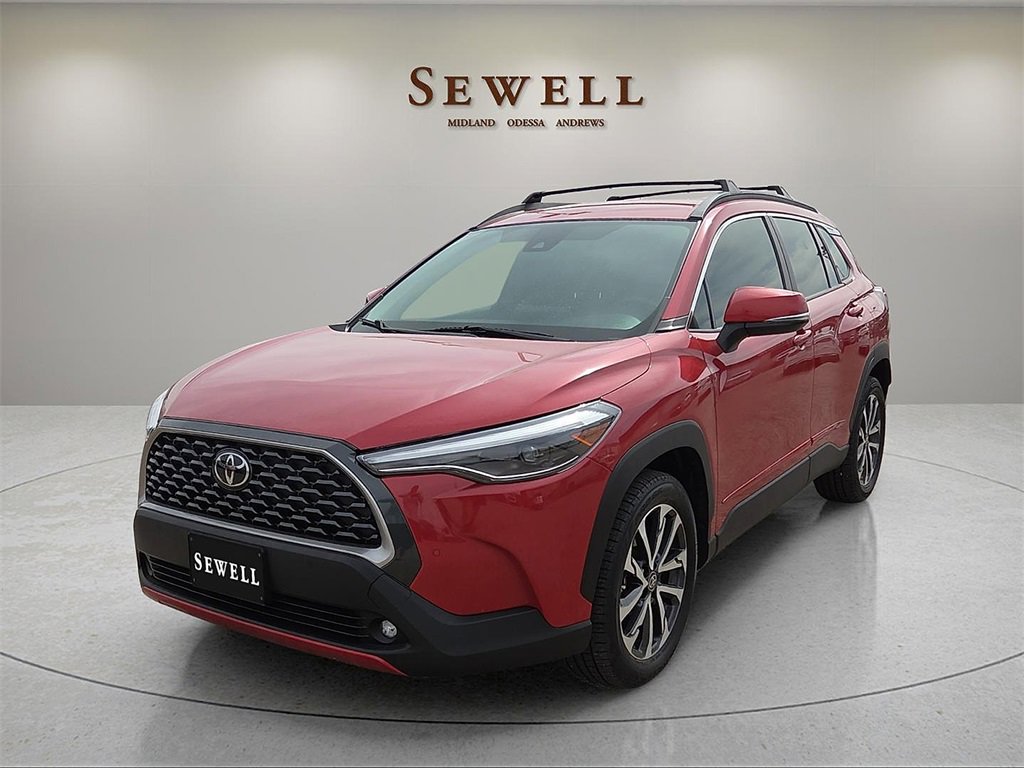 Used 2022 Toyota Corolla Cross XLE