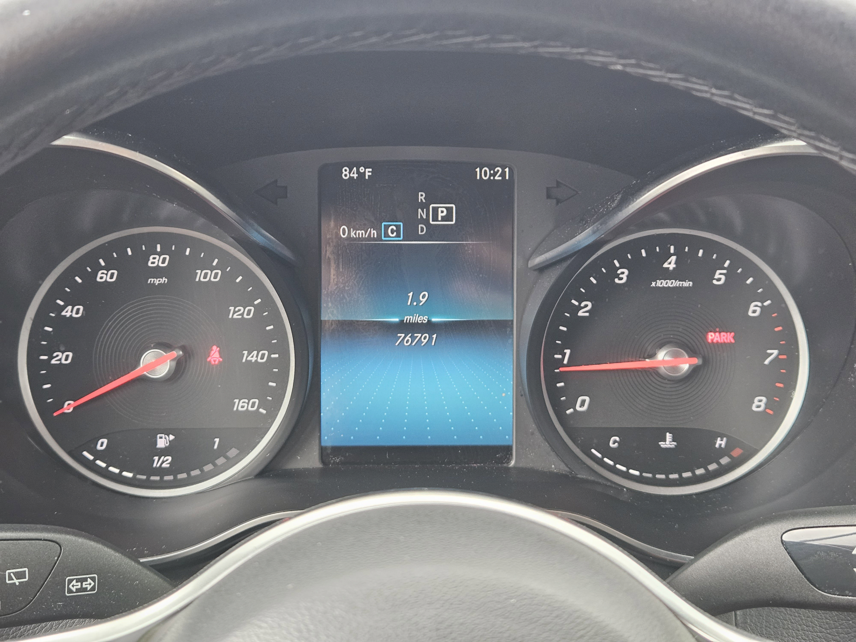 Used 2020 Mercedes-Benz GLC 300 image 26