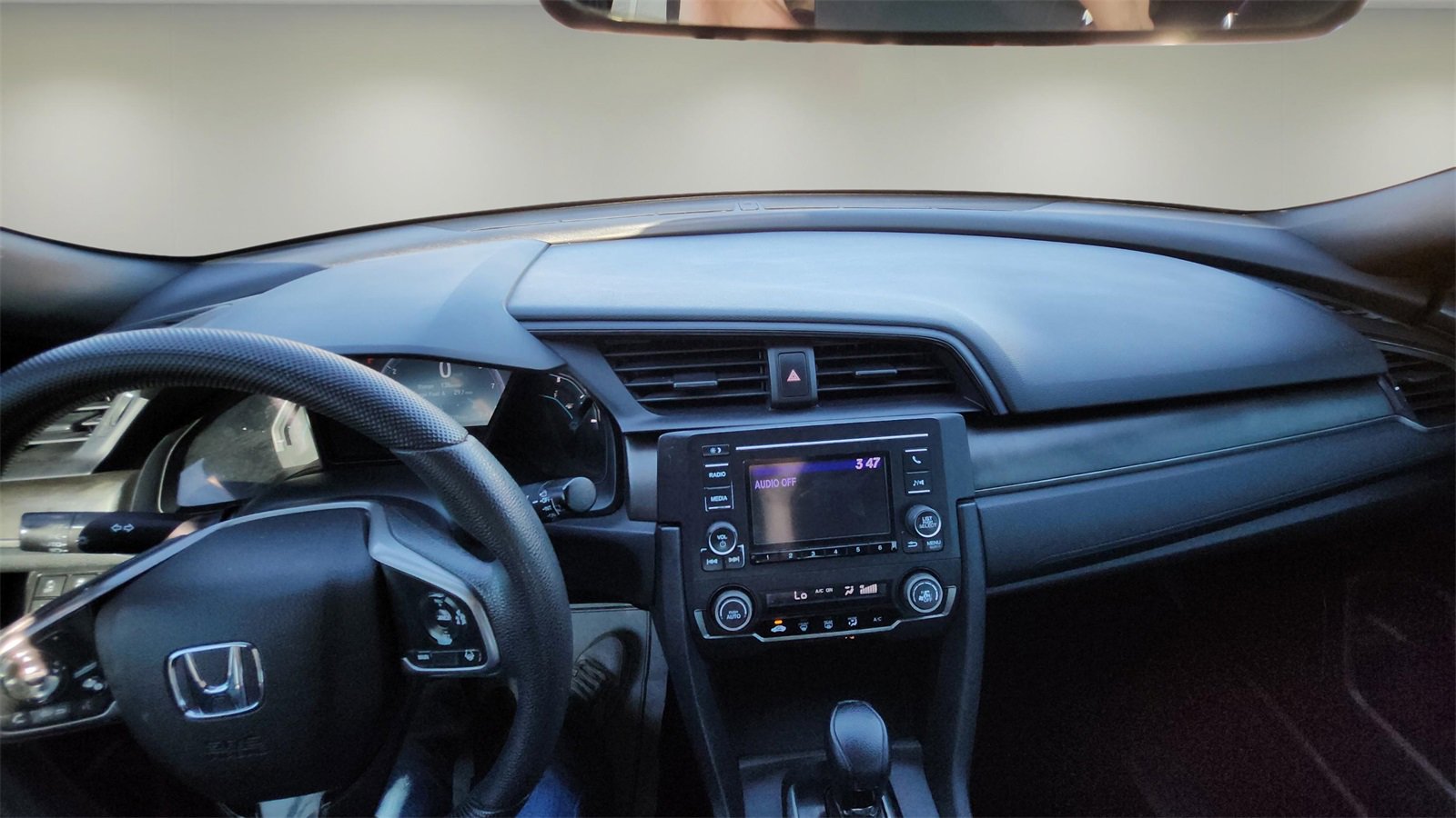 Used 2020 Honda Civic LX image 6