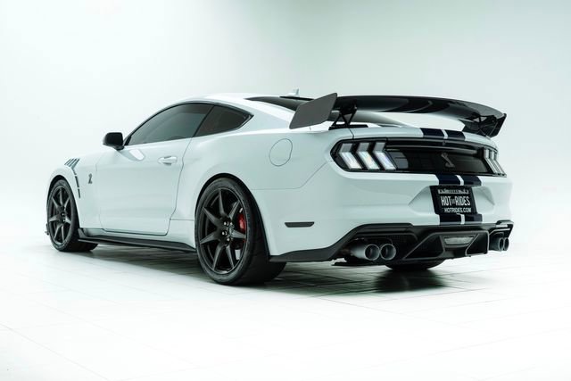 Used 2021 Ford Mustang Shelby GT500 w/ Carbon Fiber Track Pack image 20