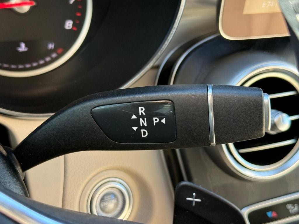 Used 2022 Mercedes-Benz GLC 300 4MATIC image 19