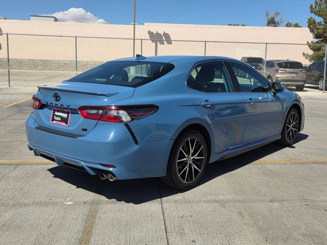 Used 2023 Toyota Camry SE w/ Blackout Package (TMS) image 5