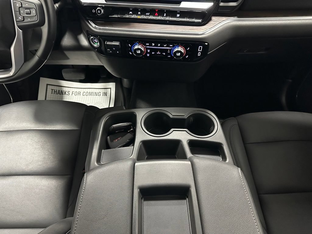 Used 2025 GMC Sierra 1500 SLT AWD/4WD image 37