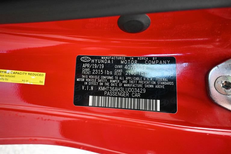 Used 2020 Hyundai Veloster N FWD image 40