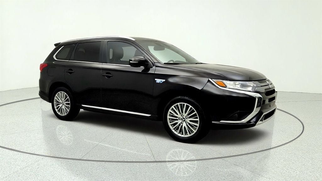 Used 2020 Mitsubishi Outlander SEL AWD/4WD image 3
