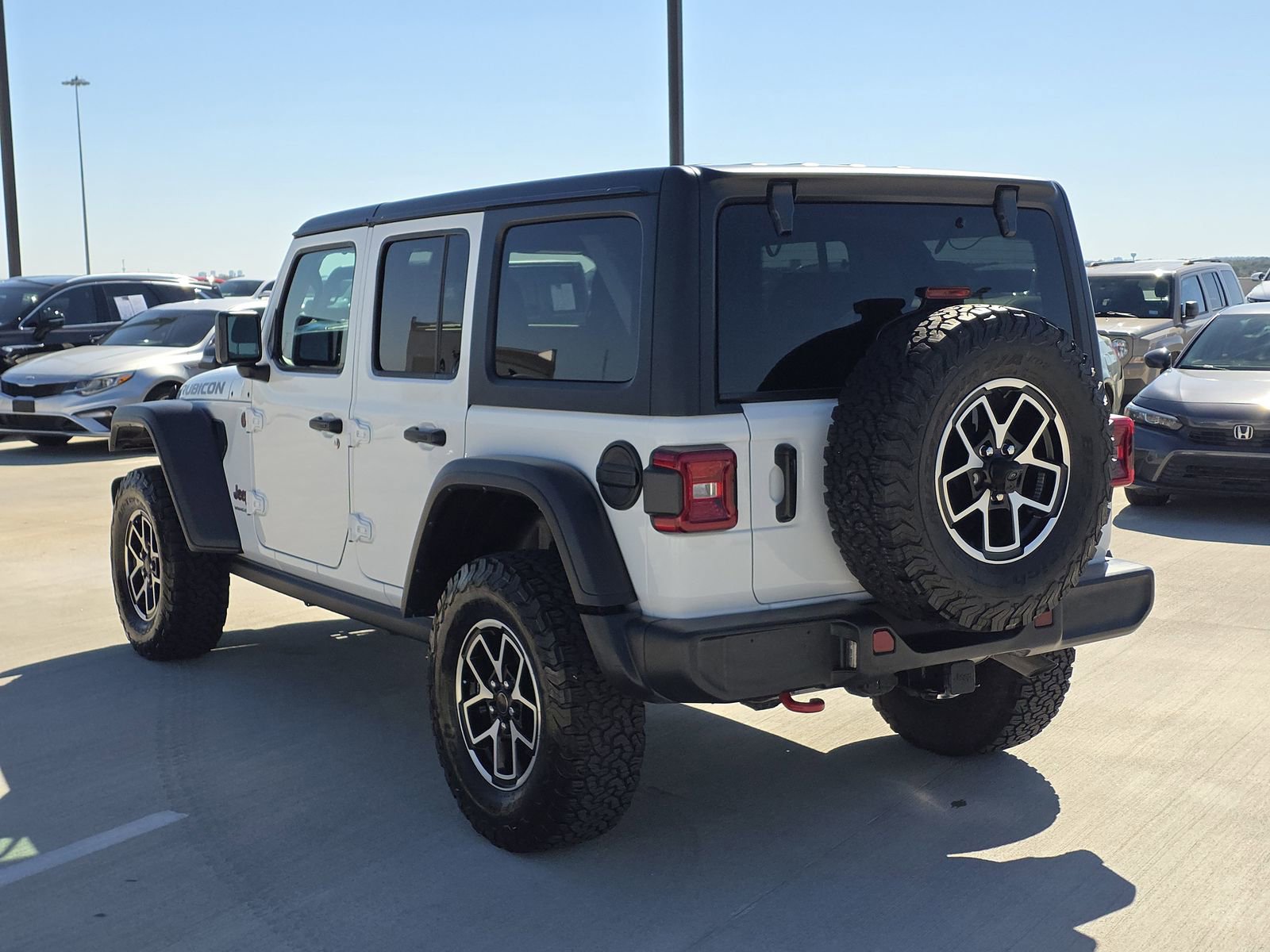 Used 2024 Jeep Wrangler Rubicon image 8