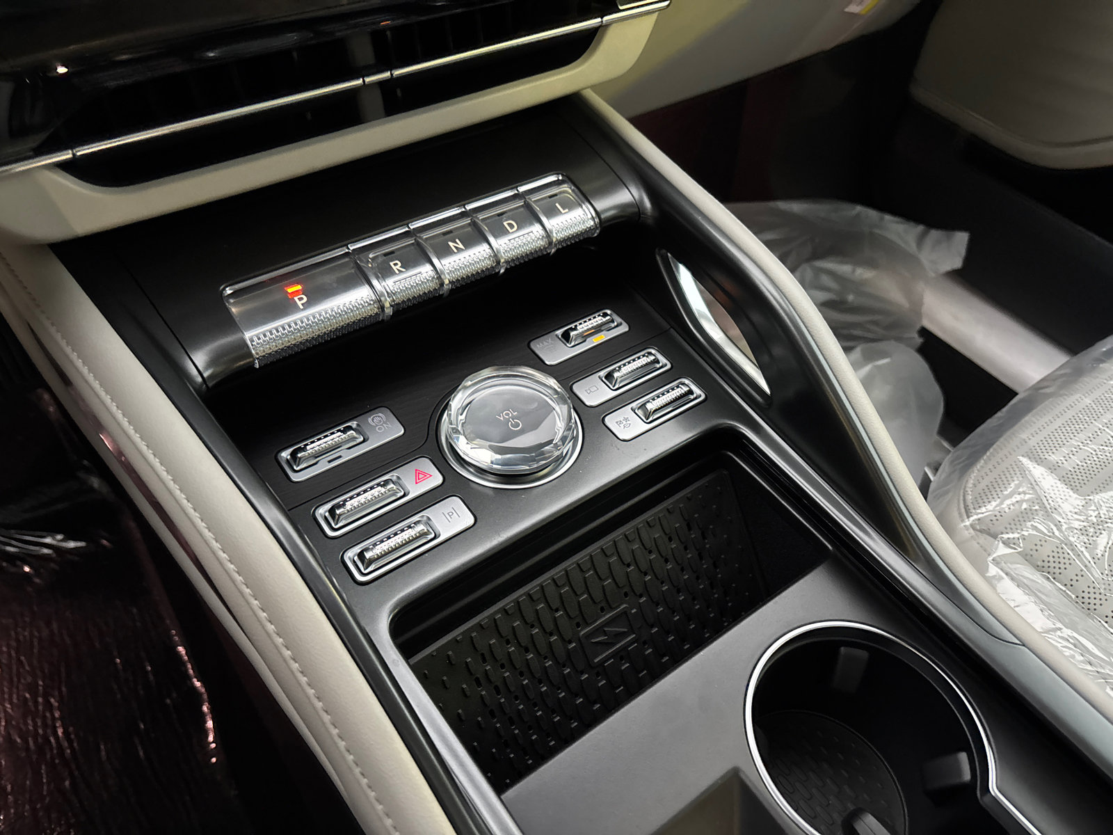 New 2026 Lincoln Nautilus Reserve image 24