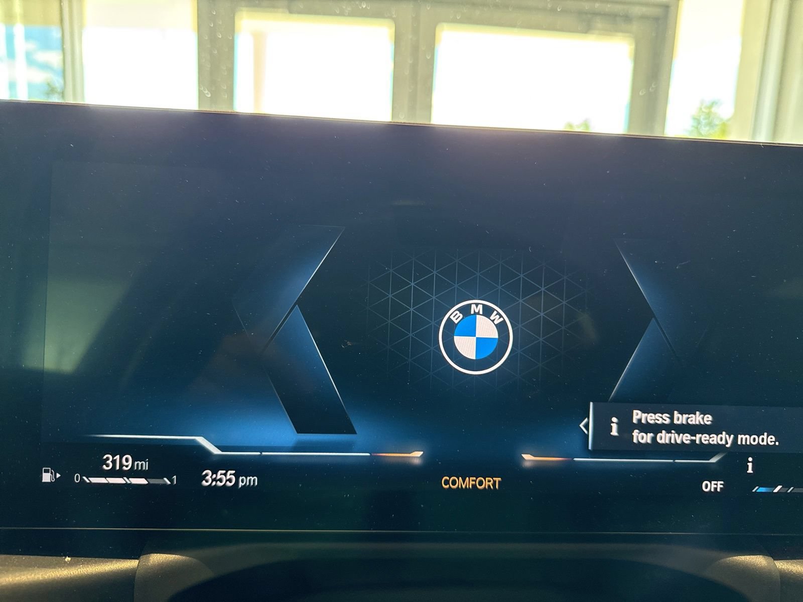 Certified 2023 BMW 330i xDrive Sedan w/ Premium Package AWD/4WD image 15