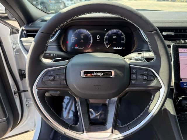 New 2025 Jeep Grand Cherokee Limited image 14