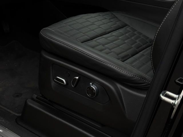 Used 2026 Cadillac Escalade Platinum Sport image 29