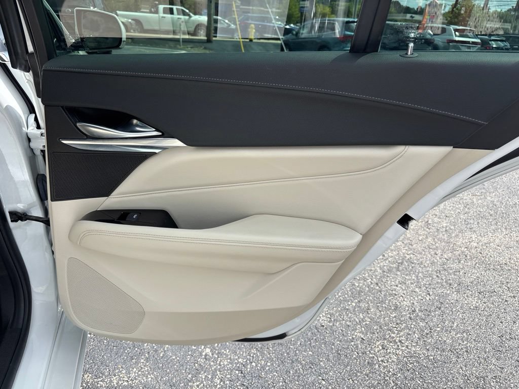 Used 2020 Cadillac CT4 Luxury w/ Sun And Sound Package RWD image 33