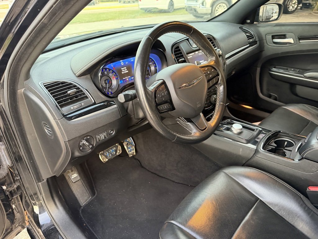Used 2022 Chrysler 300 S w/ Comfort Group image 6