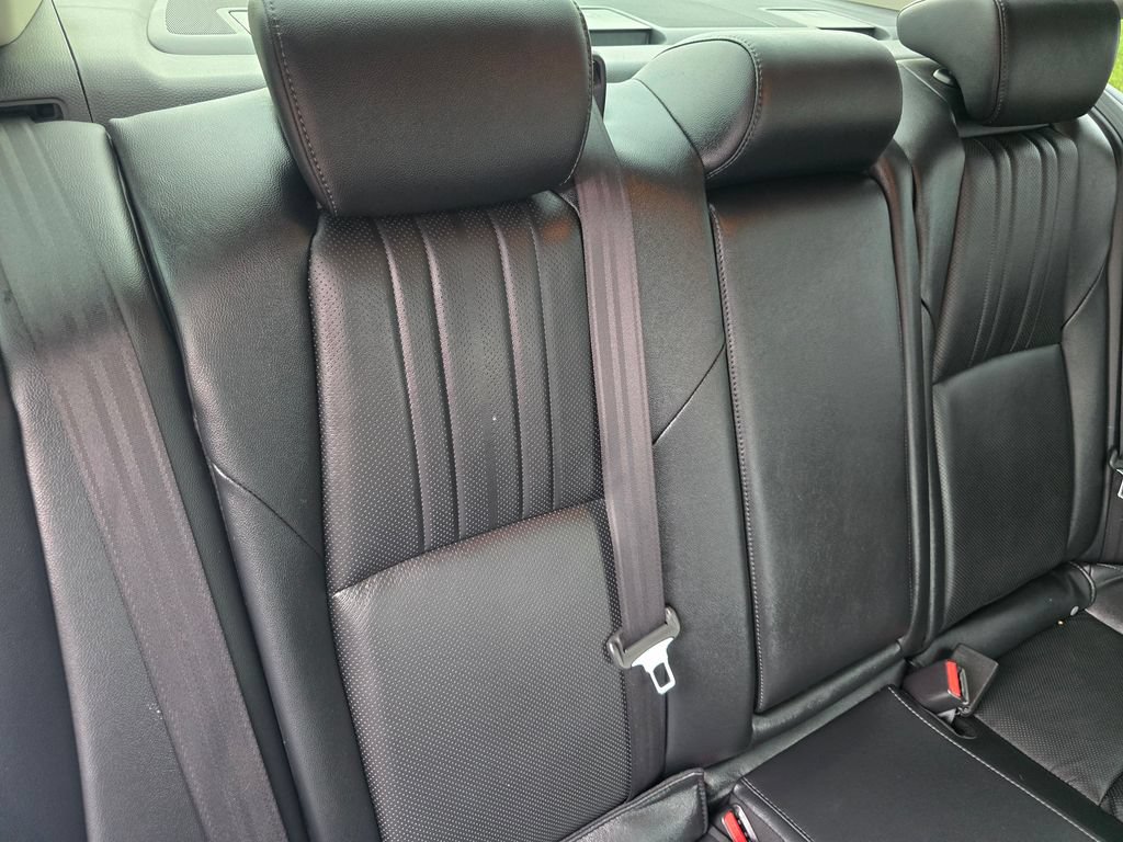 Used 2021 Honda Accord Touring image 14