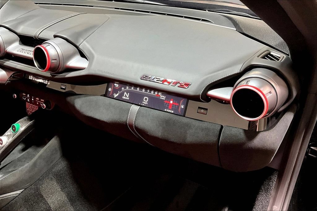 Used 2023 Ferrari 812 GTS RWD image 21