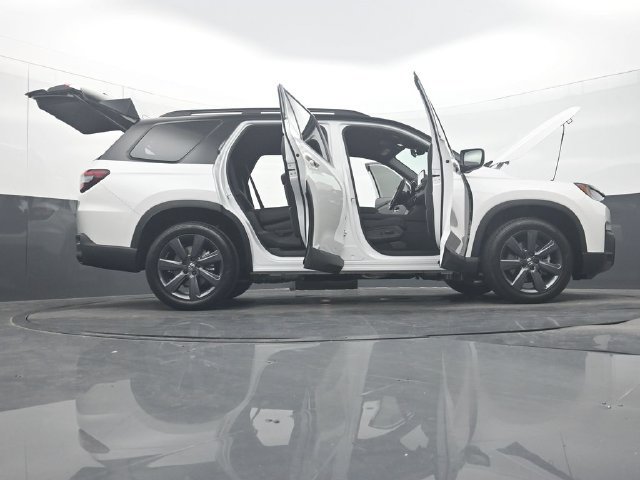 New 2026 Honda Pilot Sport image 57