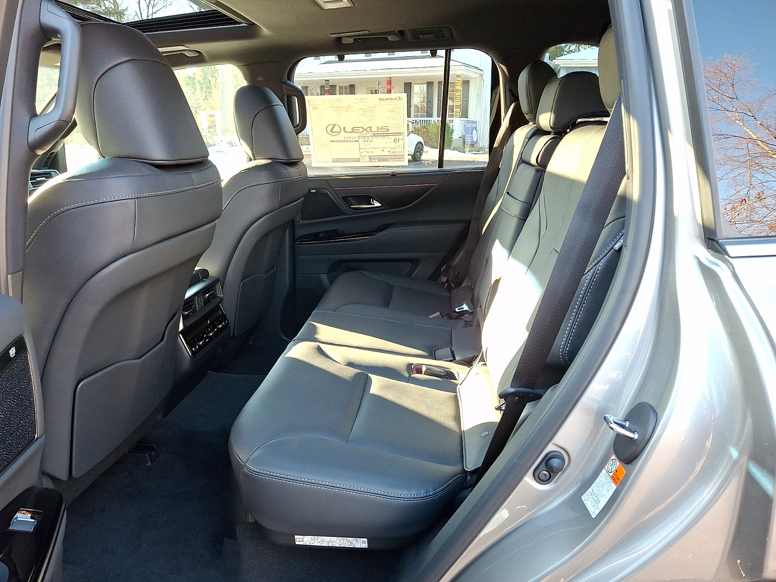 New 2026 Lexus LX 600 4WD w/ Luxury Package image 6