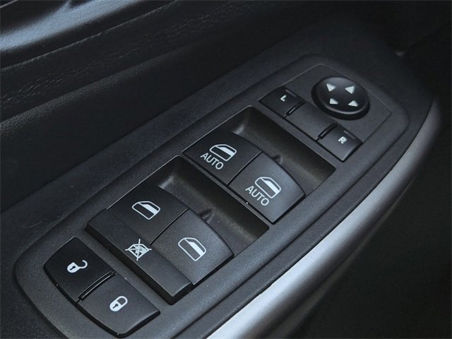 Used 2022 Jeep Cherokee Limited image 29