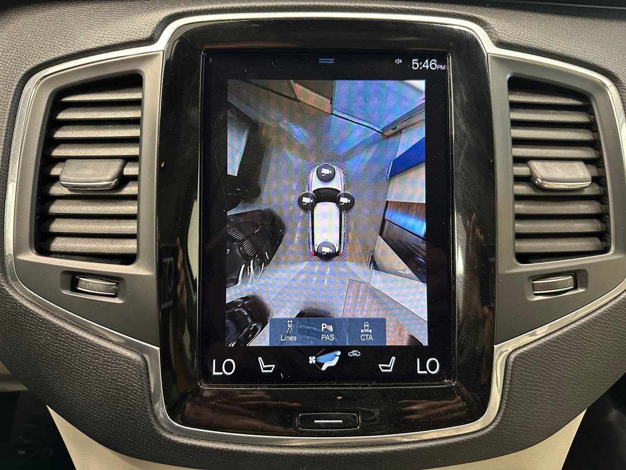 Used 2020 Volvo XC90 T5 Momentum image 50