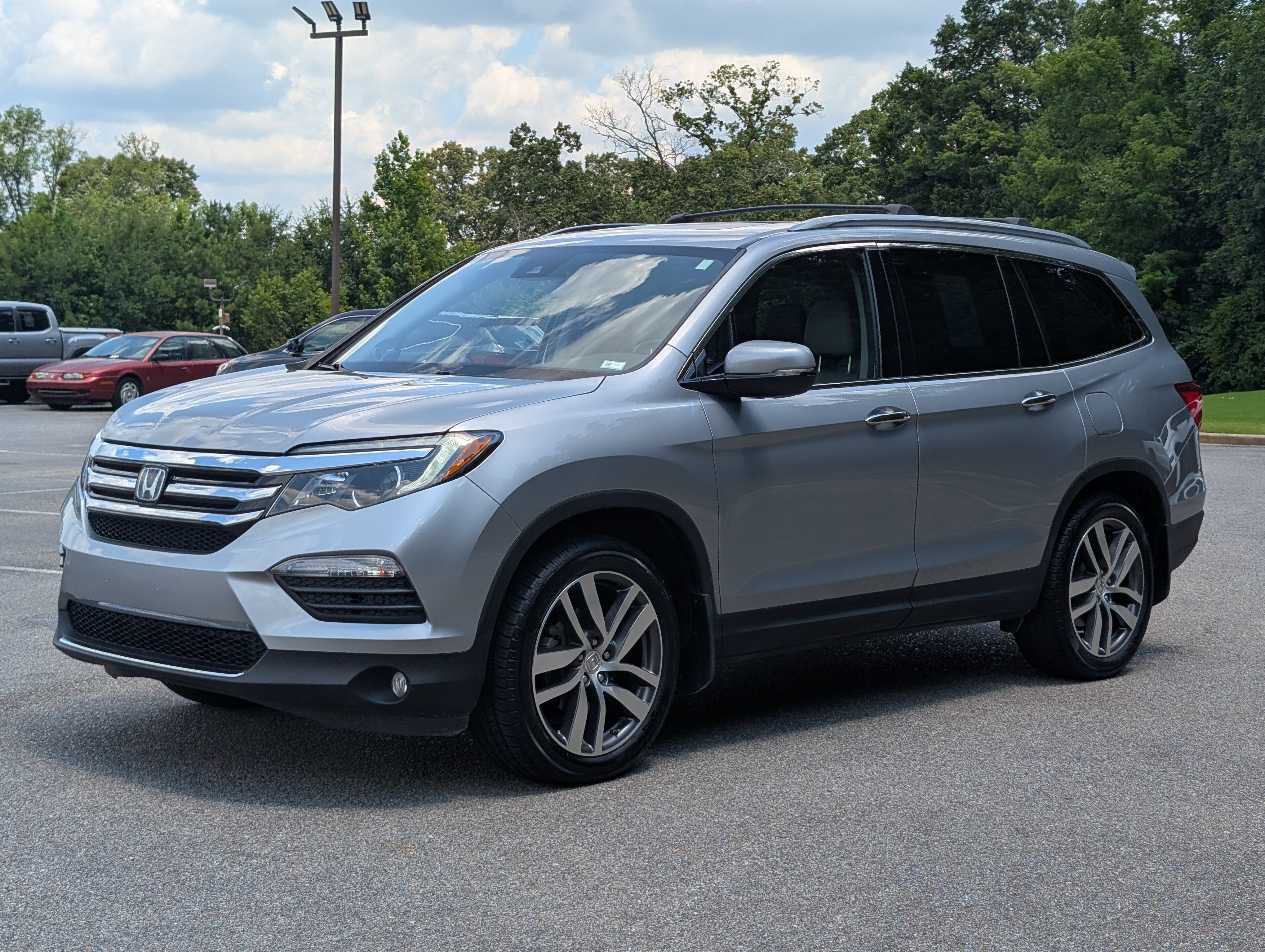Used 2016 Honda Pilot Touring image 5