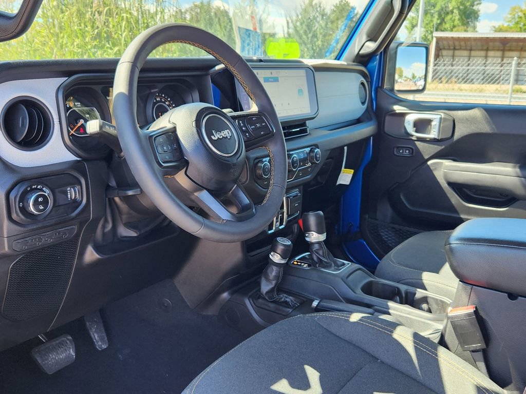 Used 2024 Jeep Gladiator Sport image 9