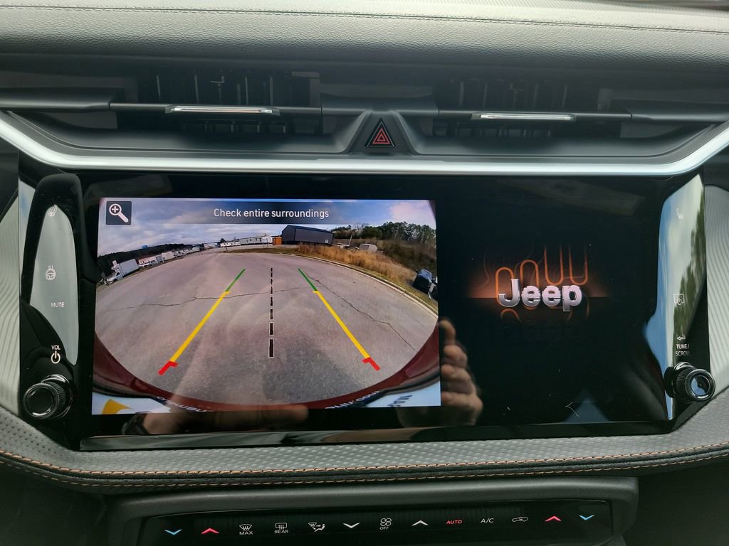 New 2026 Jeep Cherokee Limited image 33