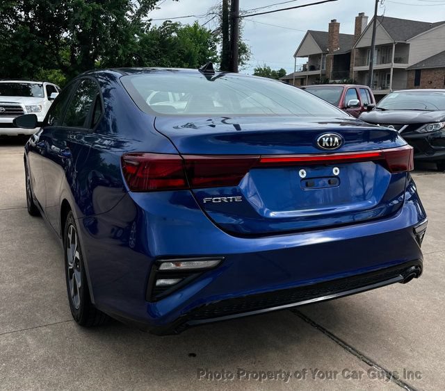 Used 2020 Kia Forte LXS FWD image 5