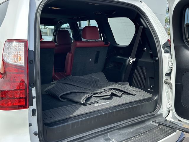Used 2022 Lexus GX 460 Luxury w/ Sport Design Package image 35