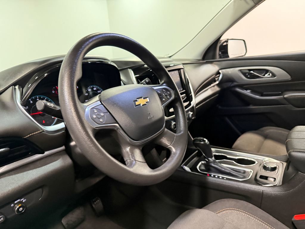Used 2020 Chevrolet Traverse LS image 75