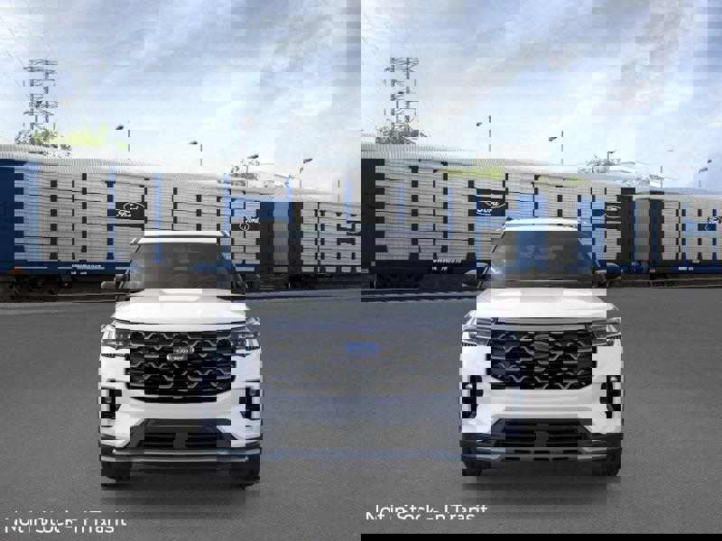 New 2026 Ford Explorer Platinum AWD/4WD image 6