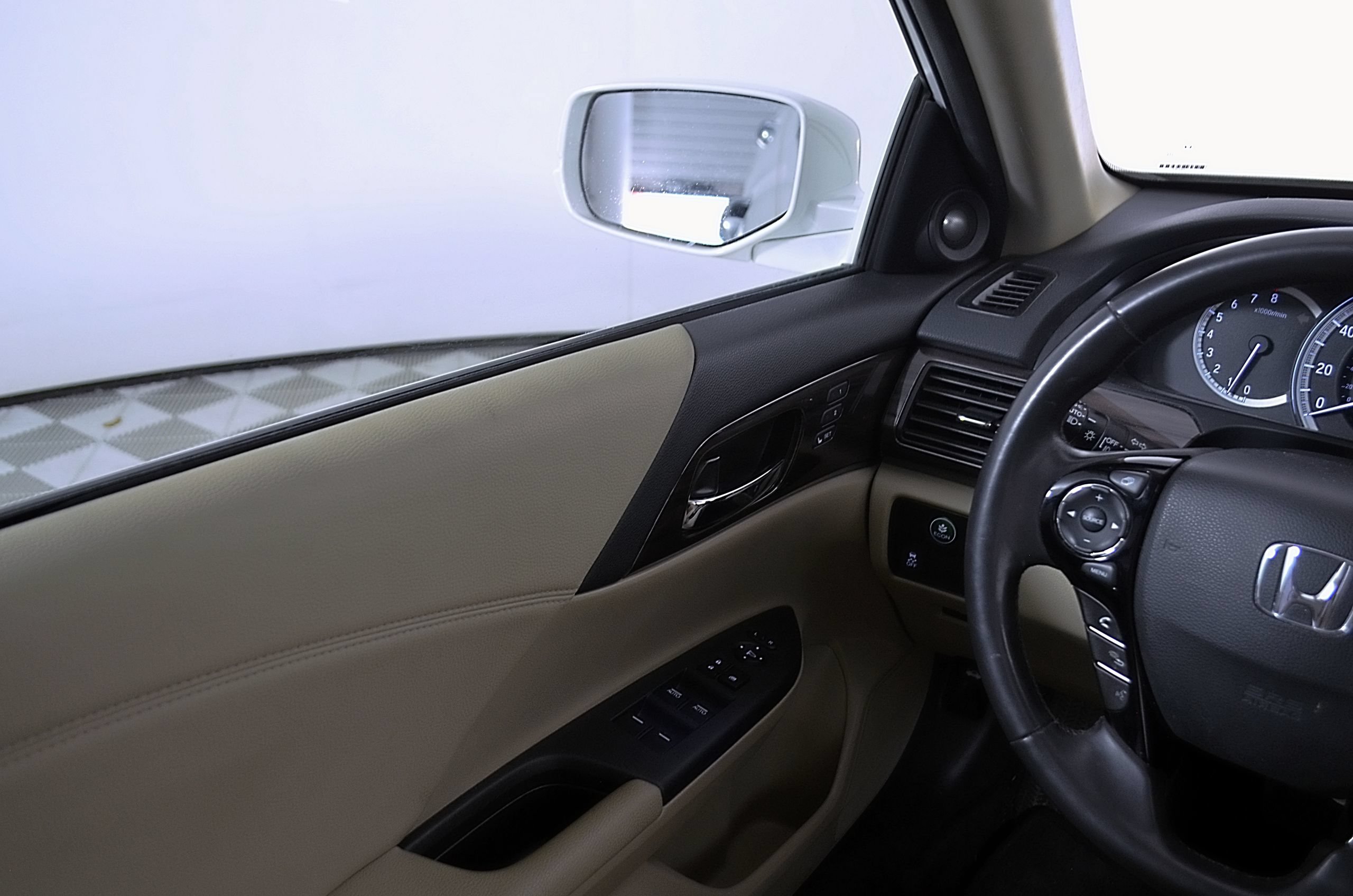 Used 2017 Honda Accord EX-L image 26