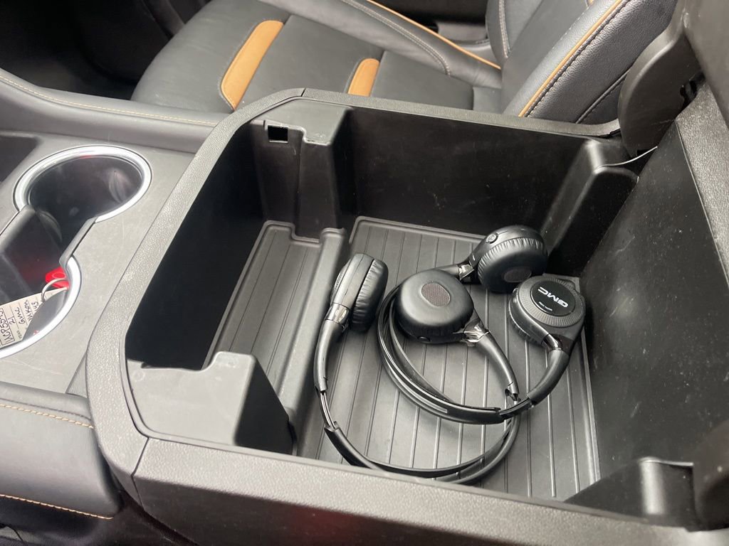 Used 2021 GMC Yukon AT4 w/ AT4 Premium Plus Package image 38