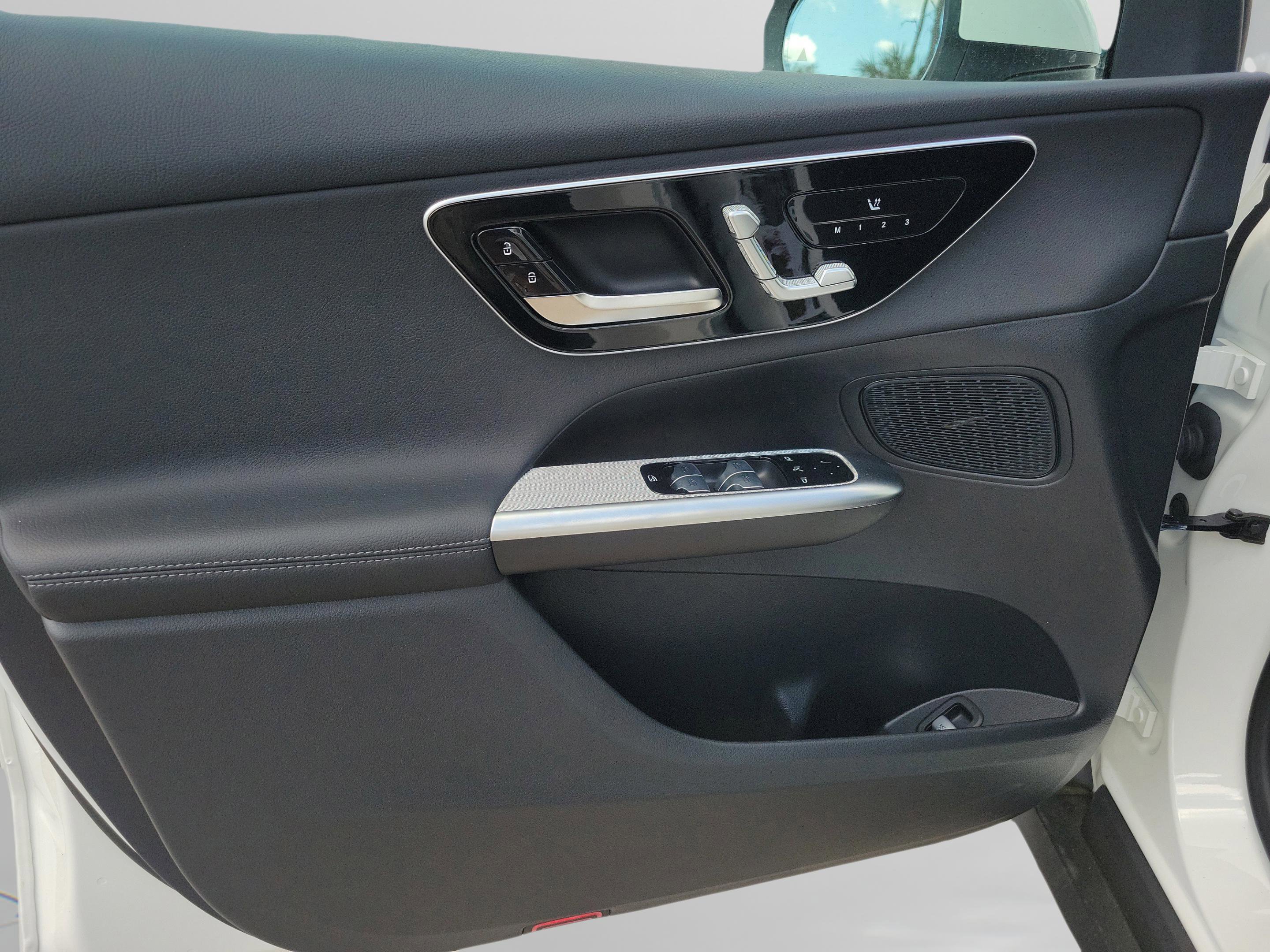 Certified 2026 Mercedes-Benz GLC 300 4MATIC image 16