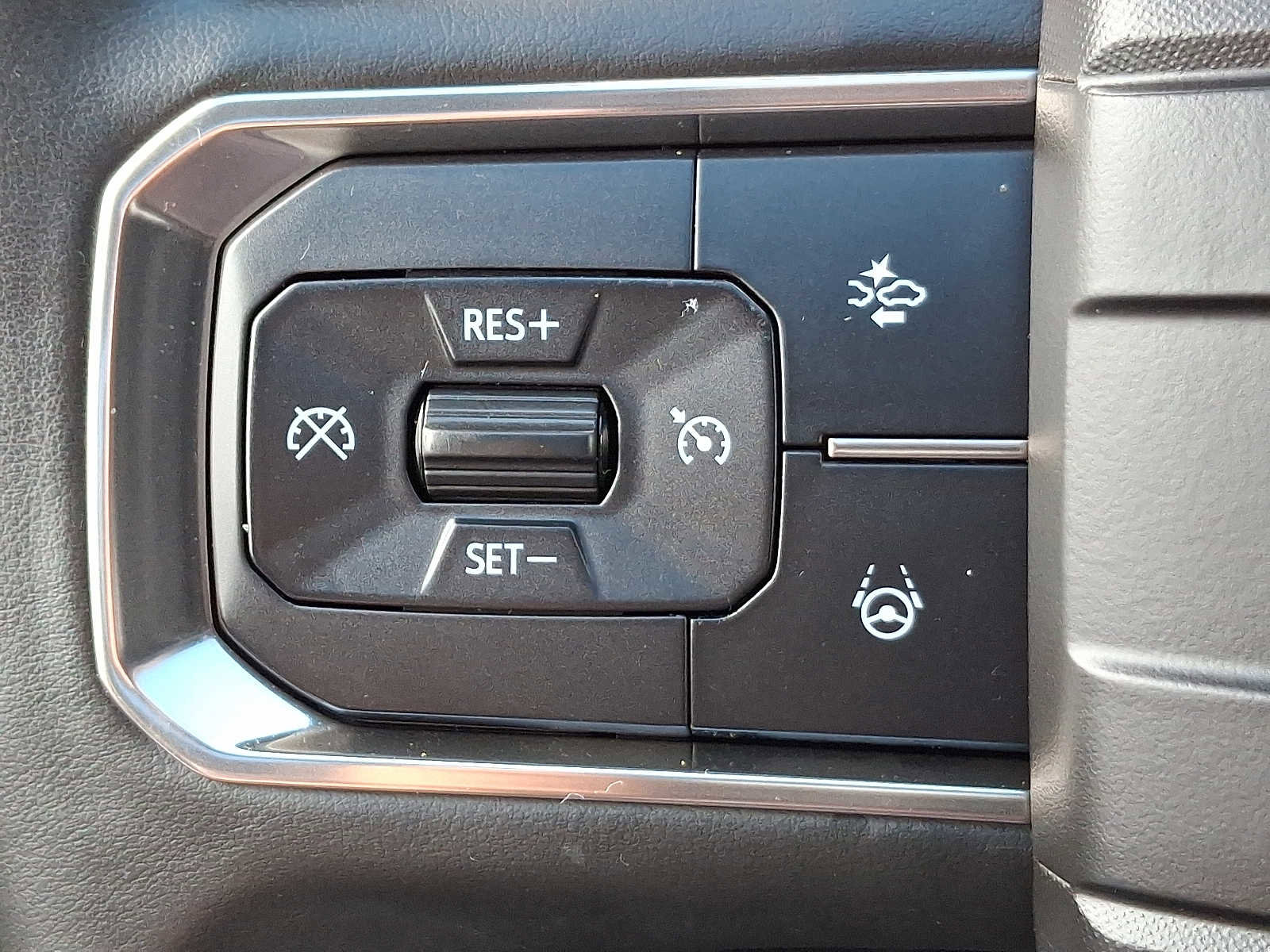 Used 2024 GMC Hummer EV 3X w/ Omega Edition image 26