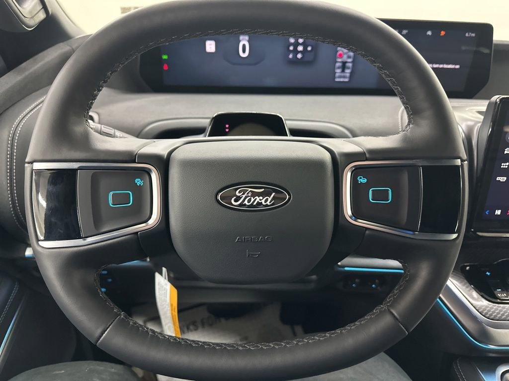 New 2026 Ford Expedition Platinum w/ Stealth Appearance Package image 37