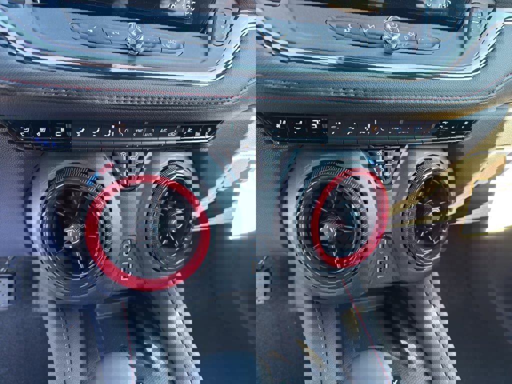 New 2025 Chevrolet Blazer RS w/ Enhanced Convenience Package image 18